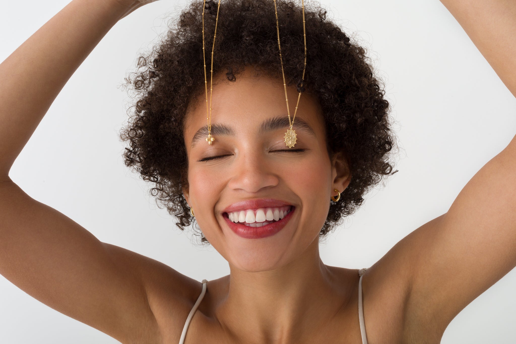 Embrace Elegance: Gold Vermeil vs Gold-Plated Jewelry