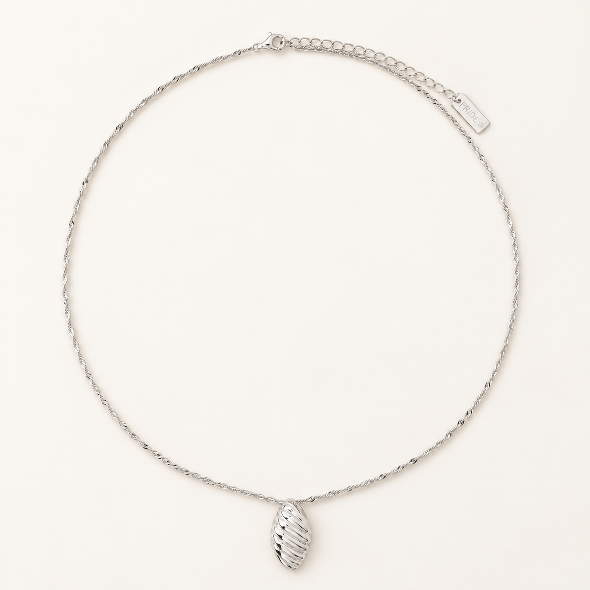Dana Pendant Necklace