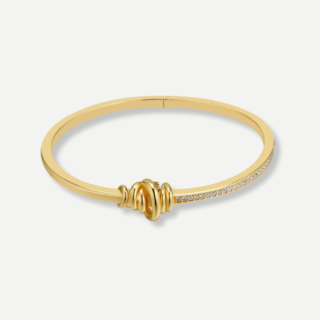 Mara Twist Zirconia Bangle