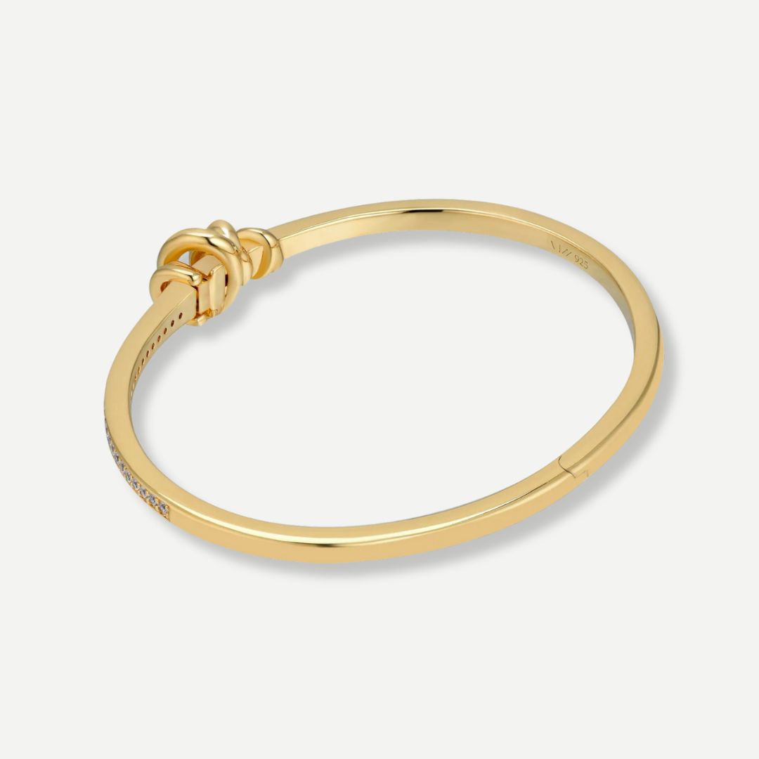 Mara Twist Zirconia Bangle