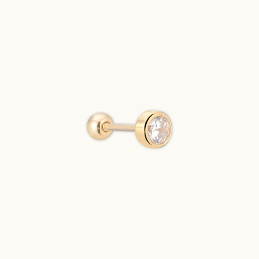 Queenly Radiance Single Gold Stud Earring
