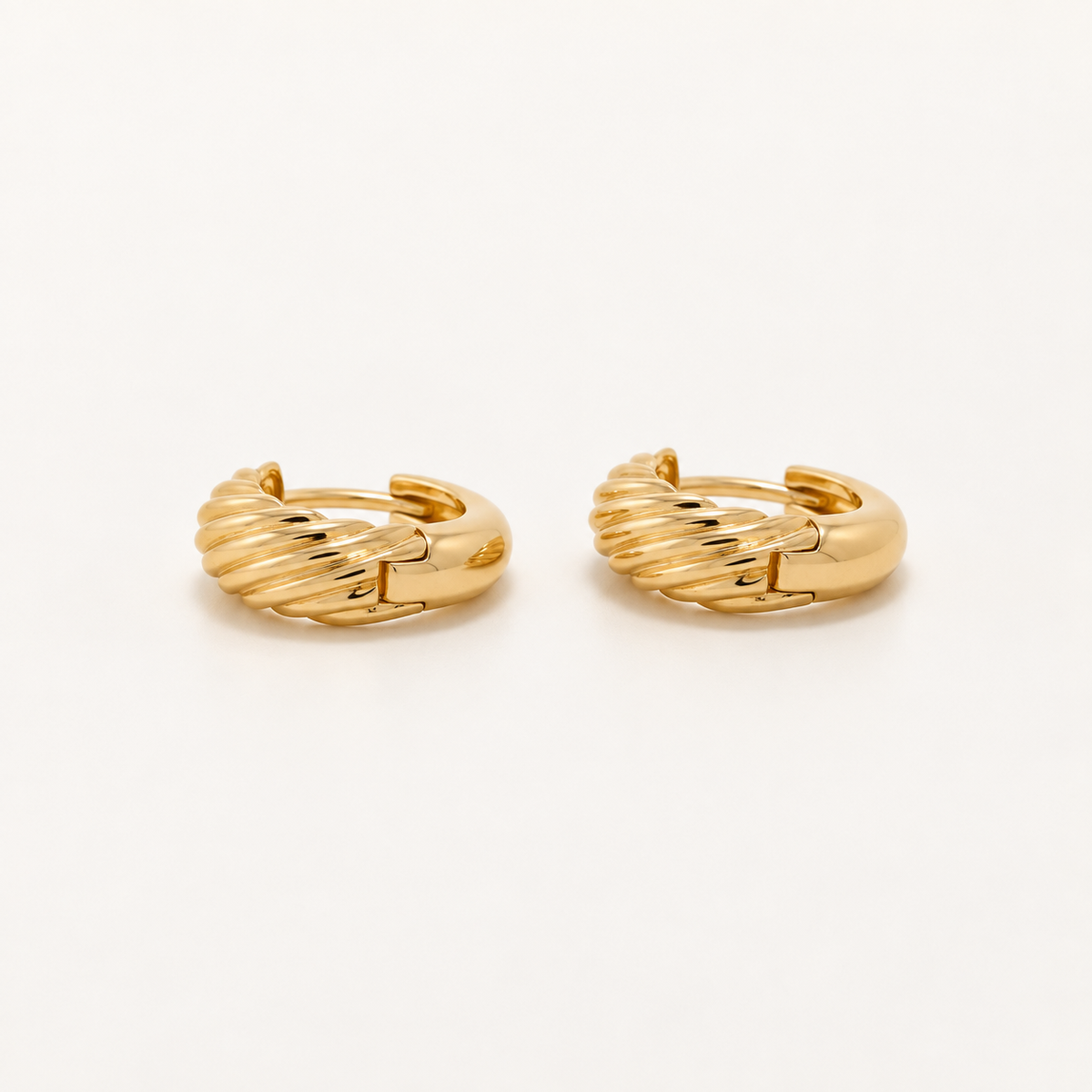 Nausicaa Small Huggie Earrings