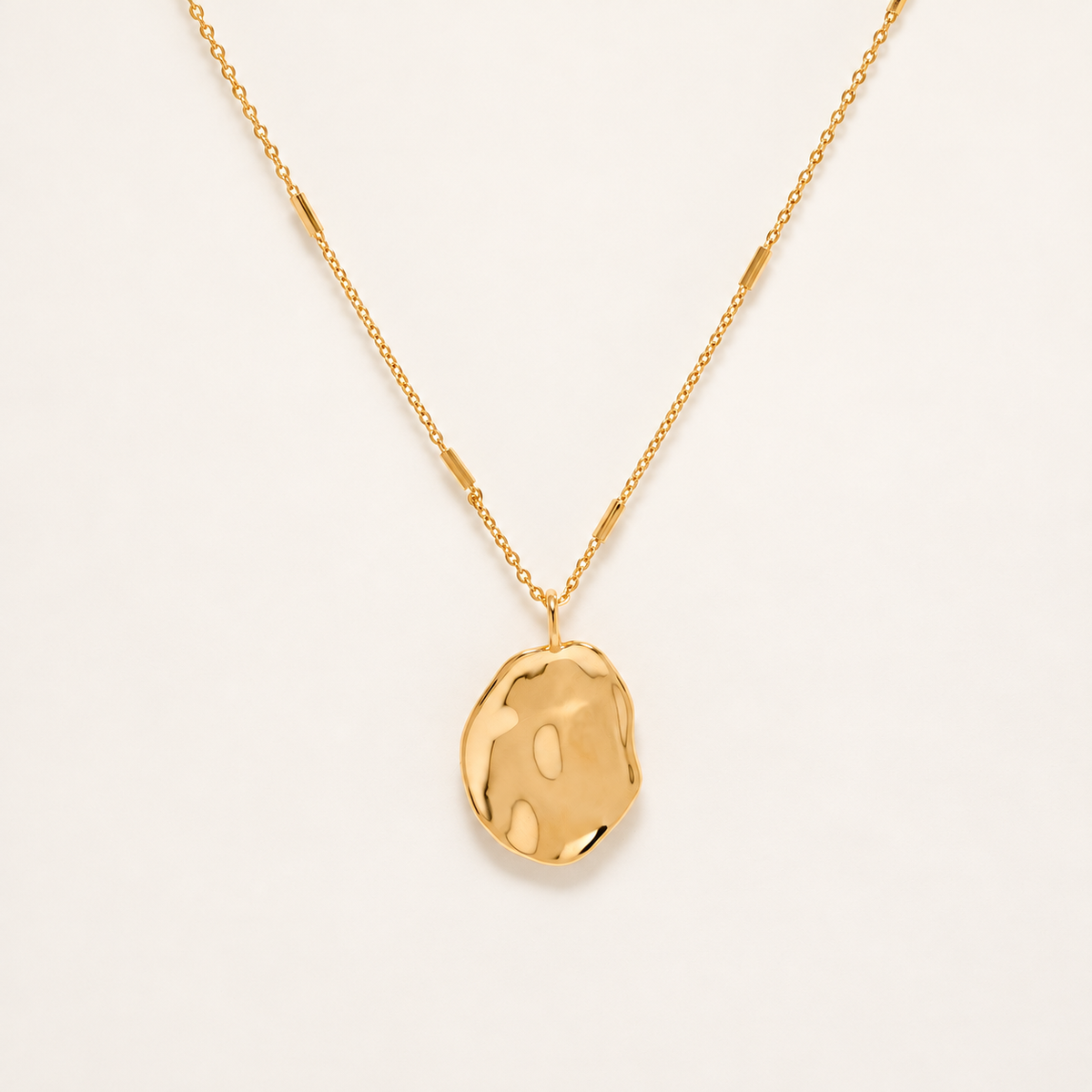 Esther Pendant Necklace