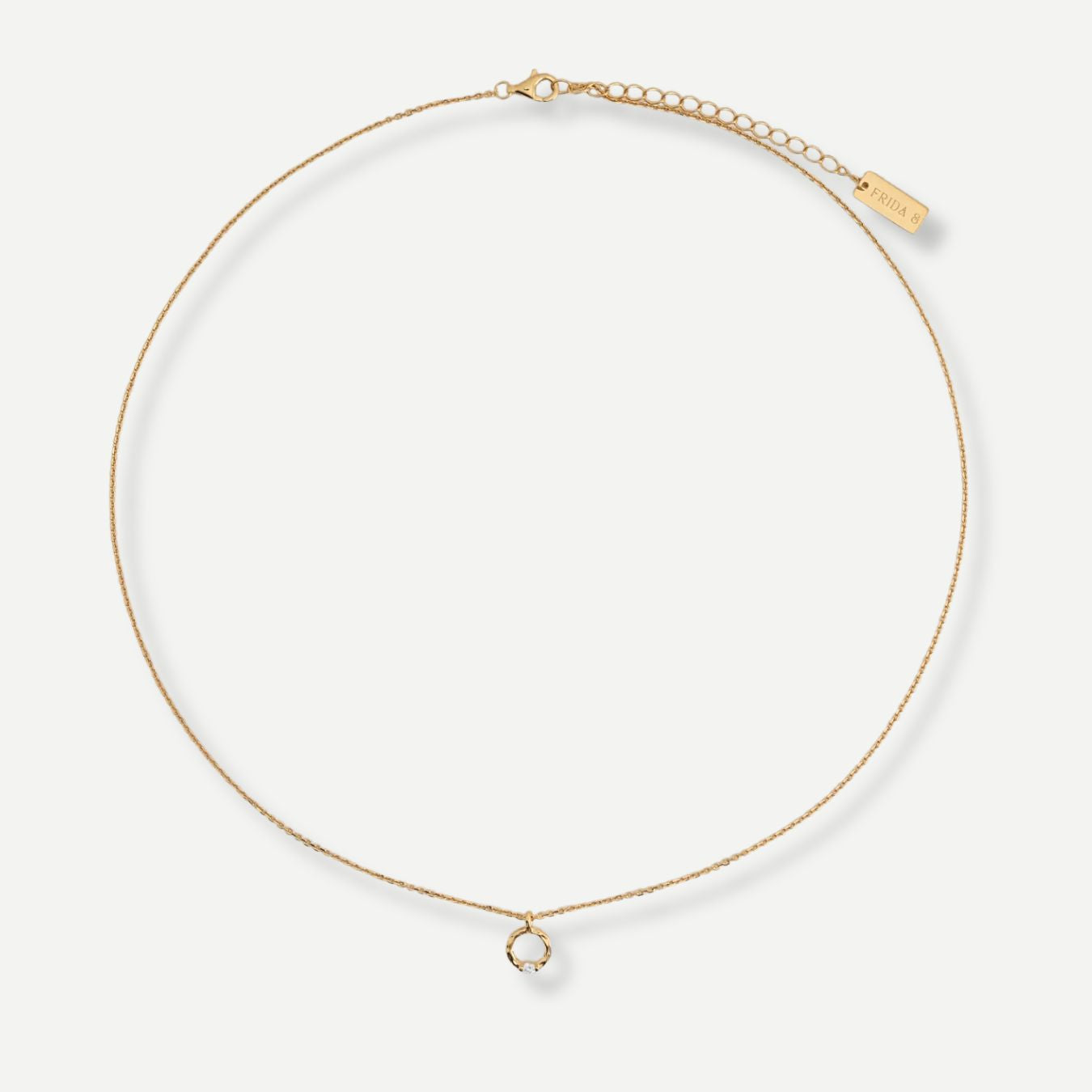 Nyra Pendant Necklace