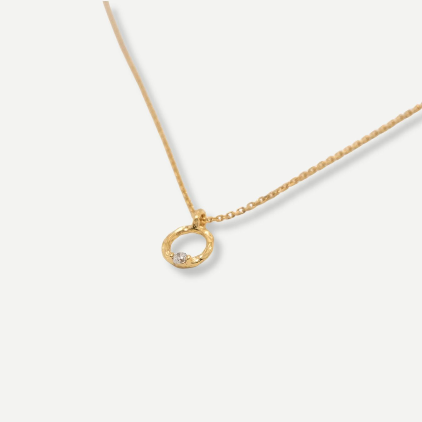 Nyra Pendant Necklace