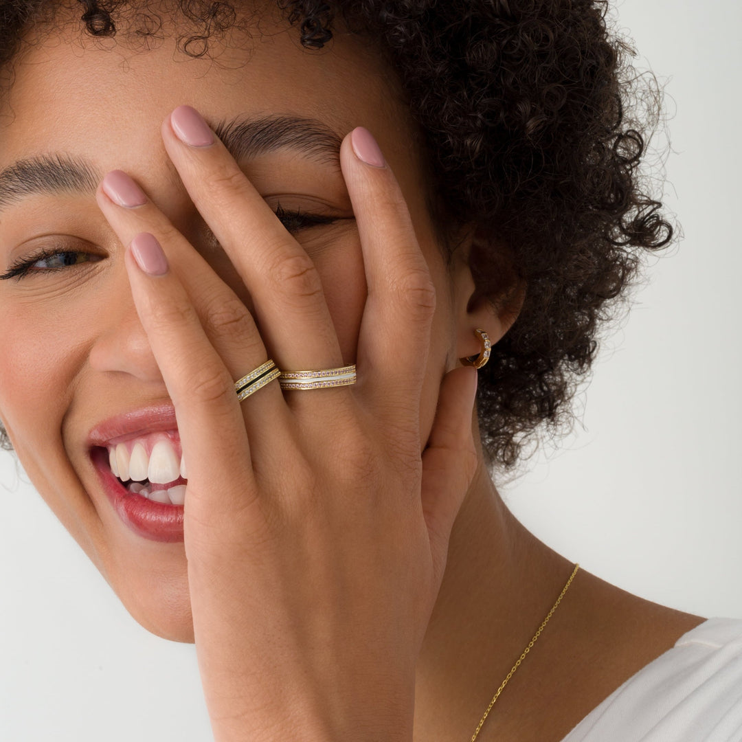 Sana Stones and White Enamel Gold Ring